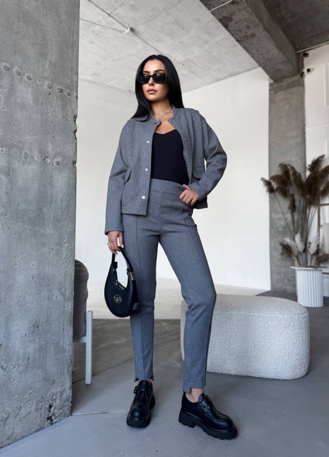 Стильный костюм