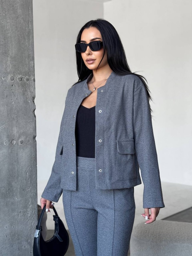 Стильный костюм