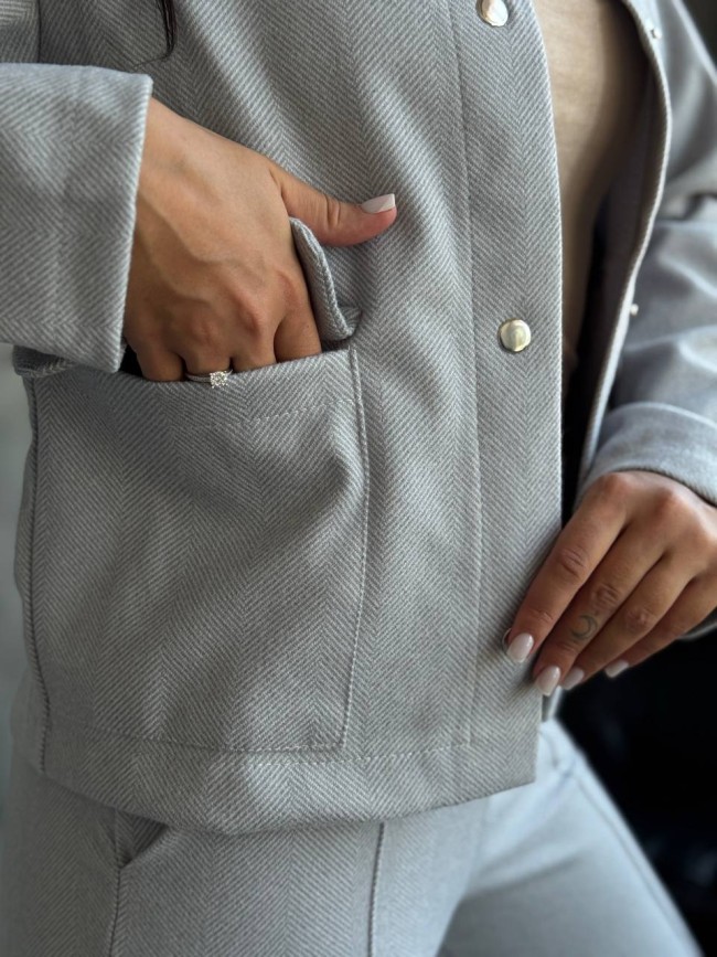 Стильный костюм