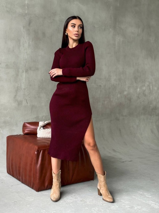 Вязаное платье