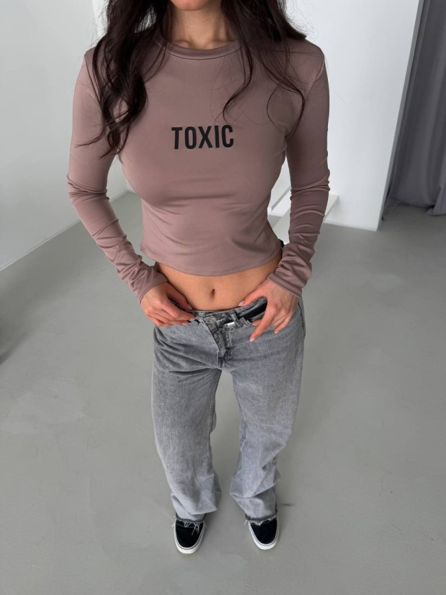 Укороченный лонгслив TOXIC