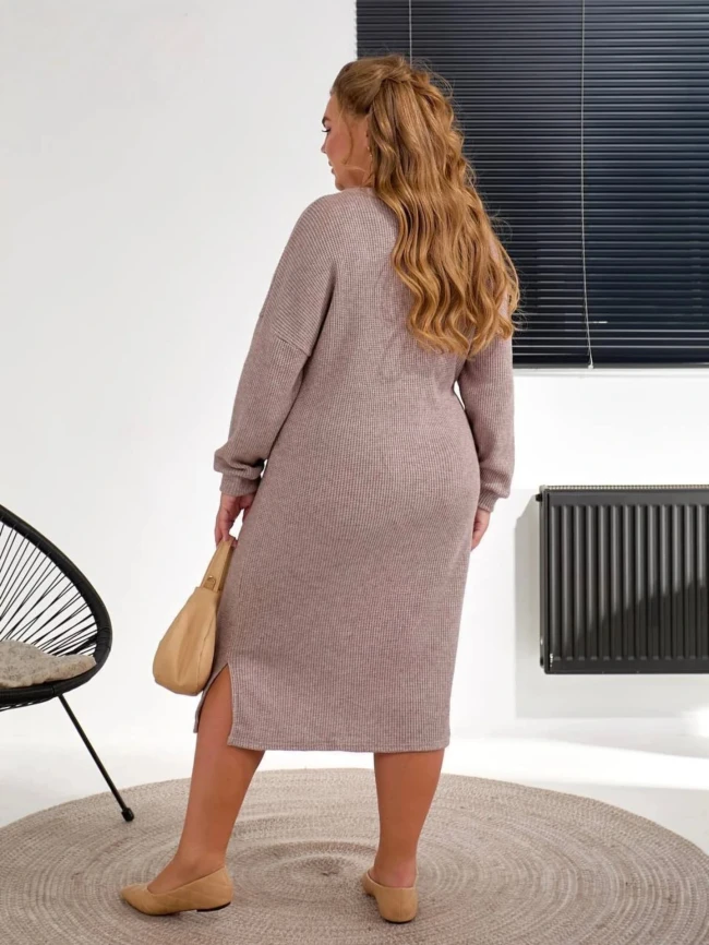 Стильное платье