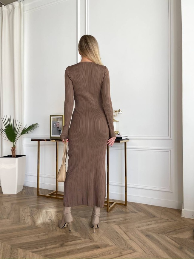 Трикотажное платье макси